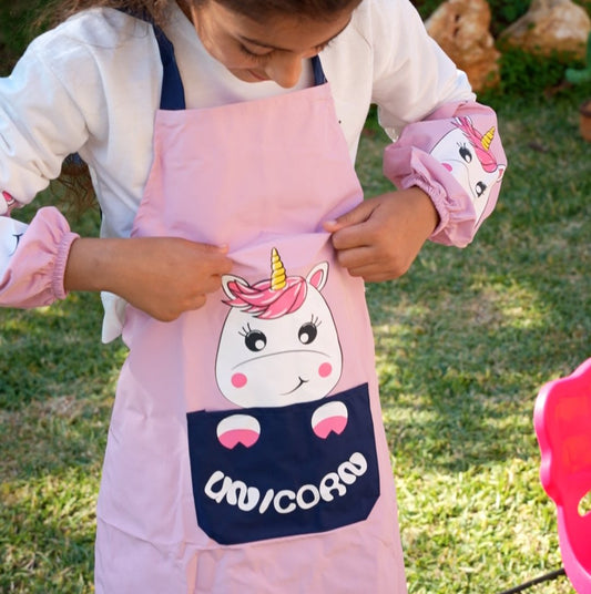 Painting apron with armwear